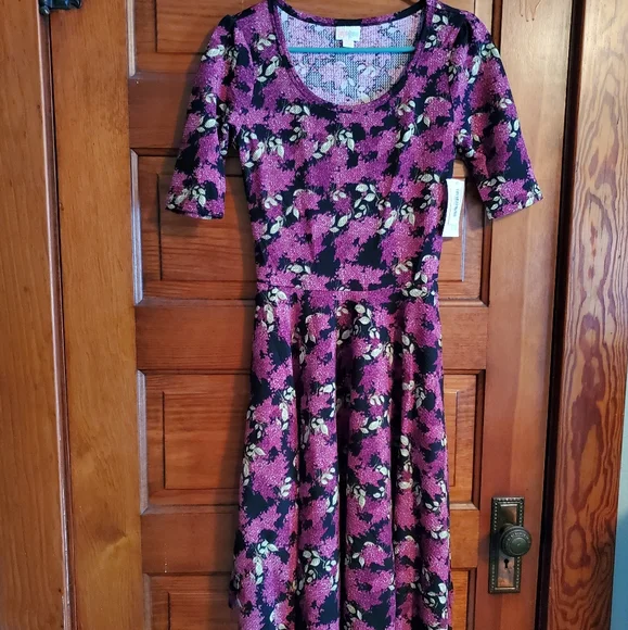slim fit dress slacks Sandee Rain Boutique - LuLaRoe Nicole Skater Dress - Size XS LuLaRoe  Dresses Dresses main image 0